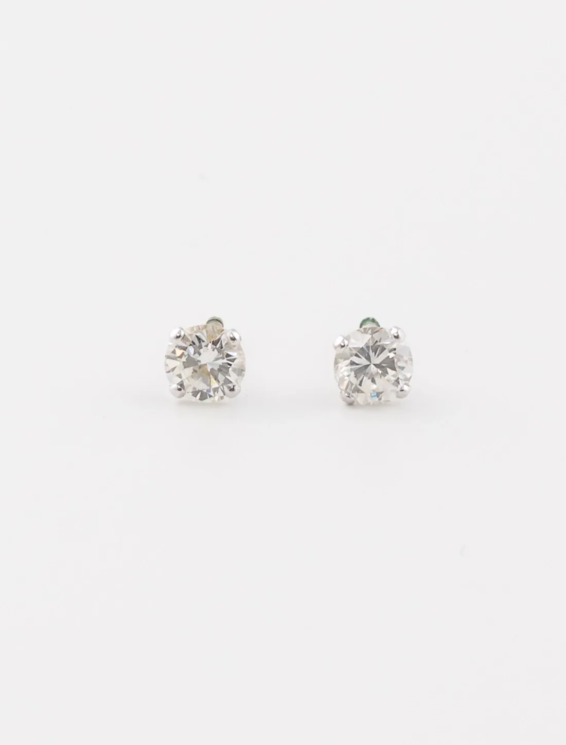 Clous d'Oreilles Solitaires Or blanc