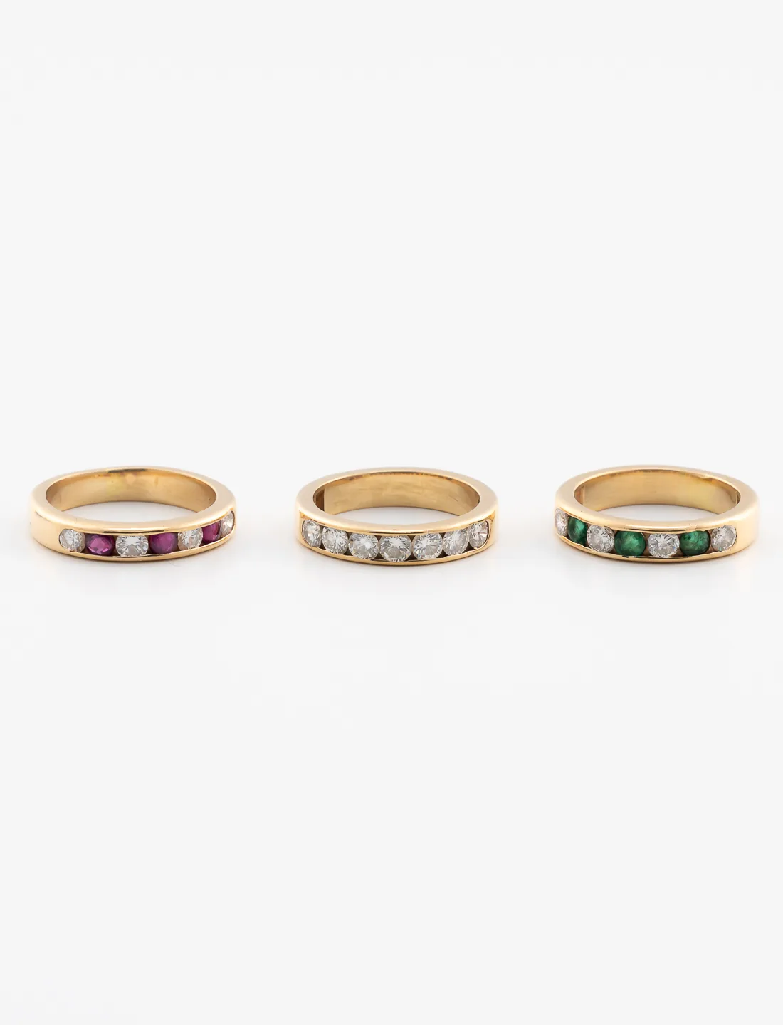 3 bagues Emeraudes, Rubis, Diamants
