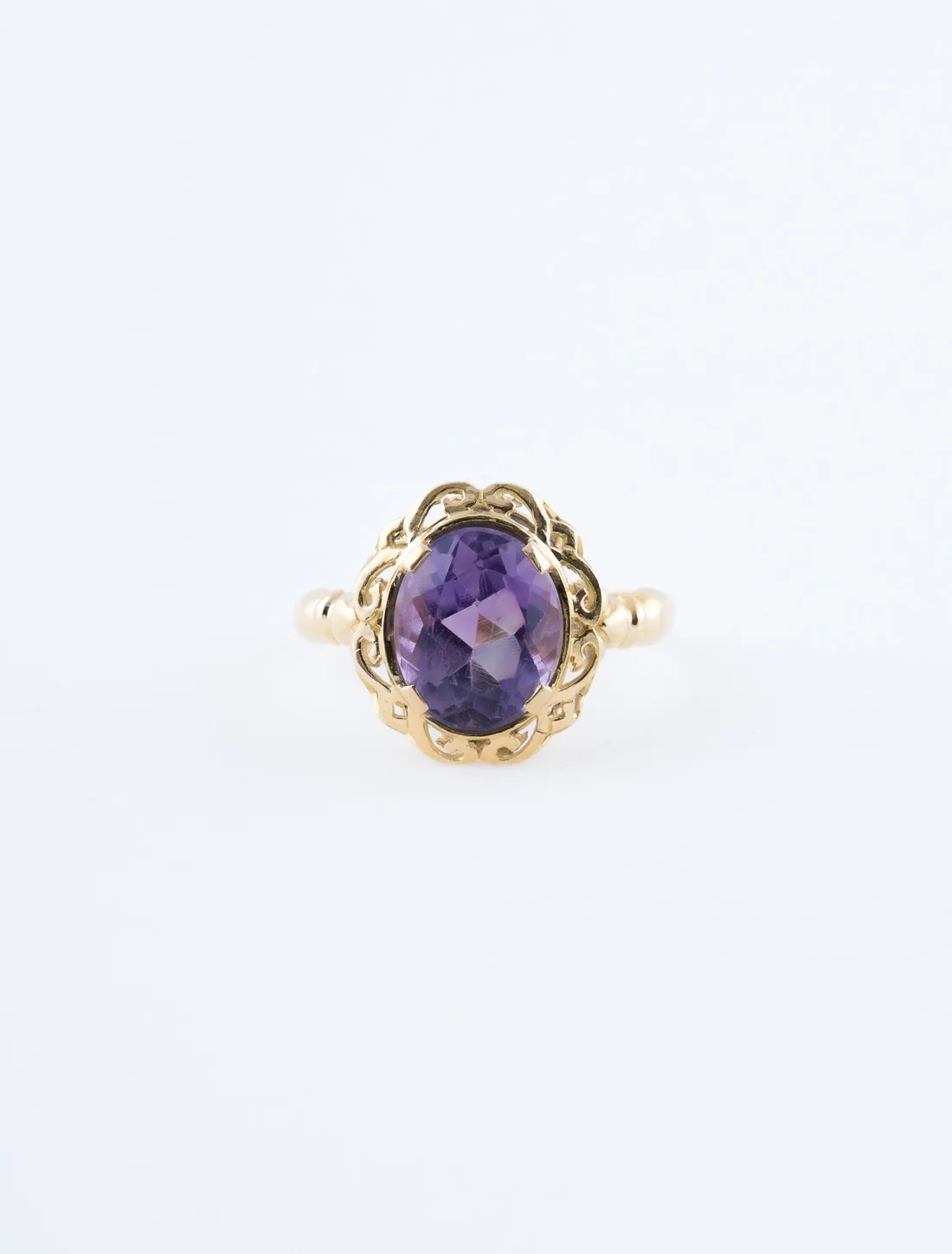 Bague Panier Ciselé Or Jaune & Amethyste