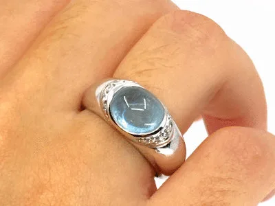 Bague Jonc & Aigue Marine Cabochon sur Or Blanc