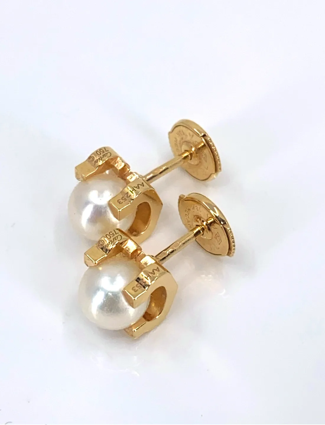 Boucle d'Oreilles C de Cartier Perles & Or