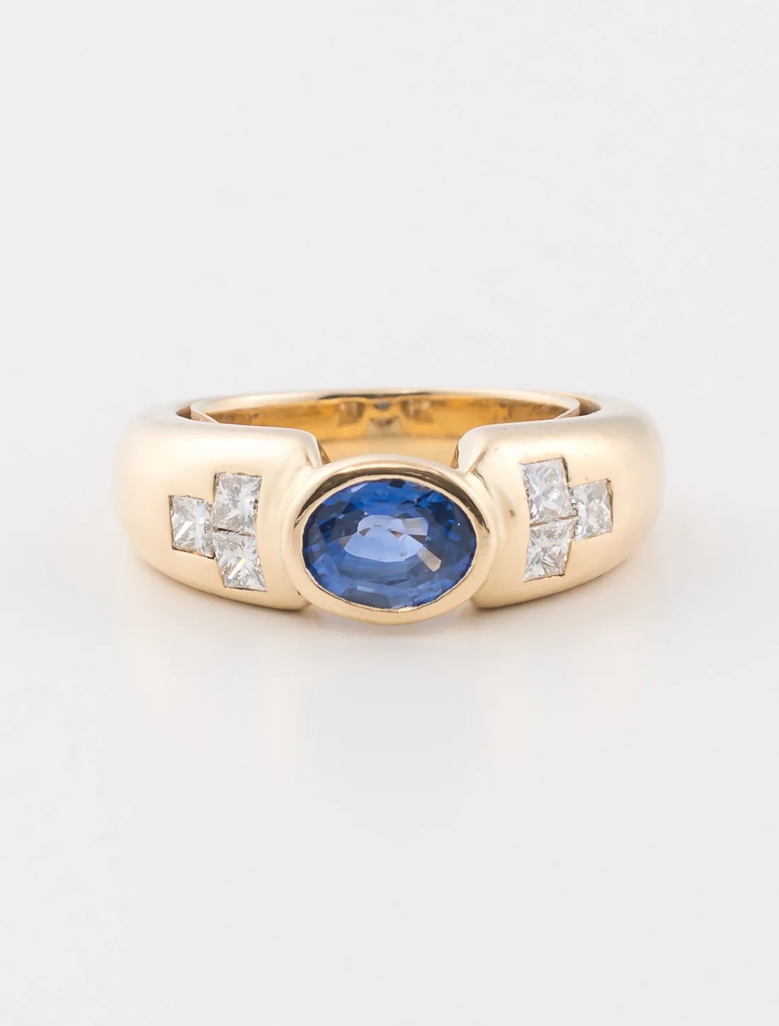 Bague Or Jaune, Saphir Ceylan & Diamants