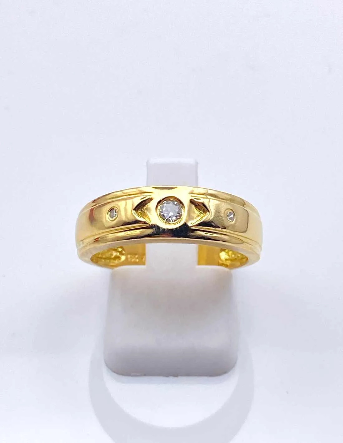 Bague or jaune 18 carats et diamant (0.10 carat)
