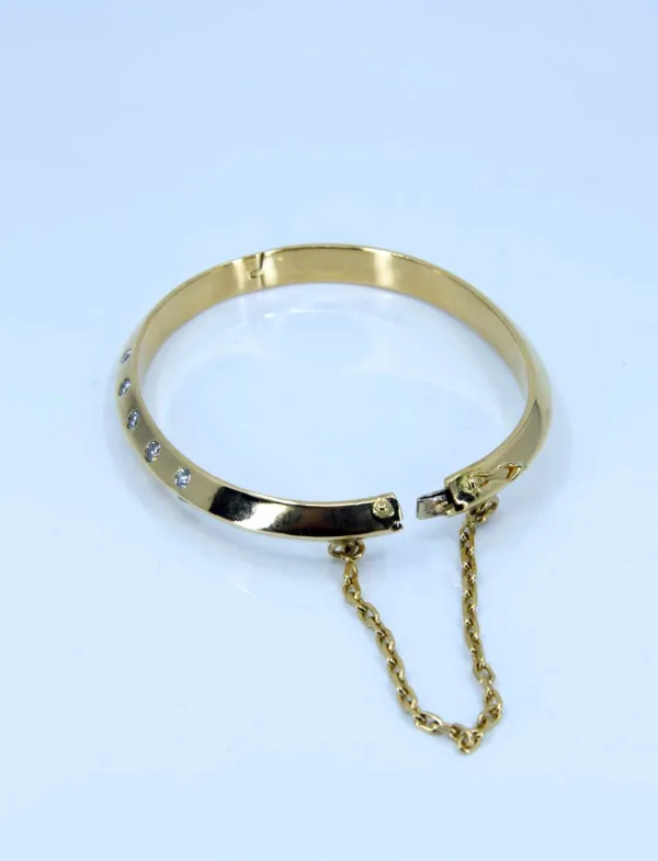 Bracelet Demi-Jonc Ovale Ouvrant Or Jaune & Diamants