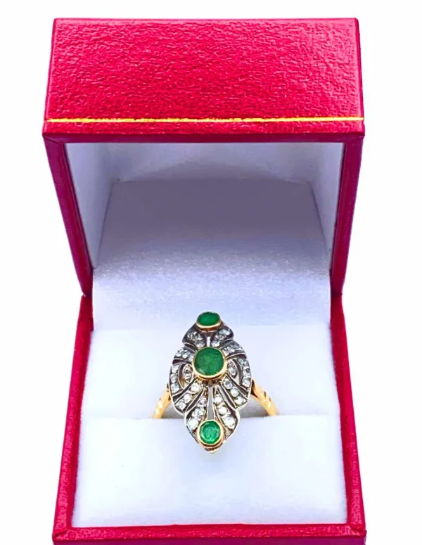 Bague Marquise Dentelle Bicolore Diamants & Emeraudes