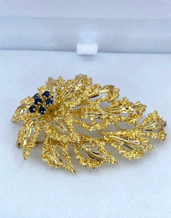 Broche Feuille Or Jaune & Saphirs