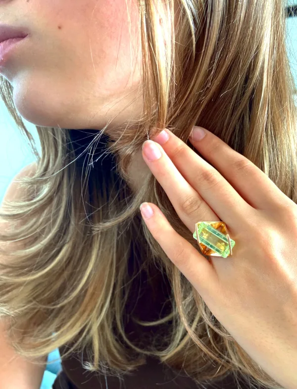 Bague Design Or Jaune & Spinelle Verte