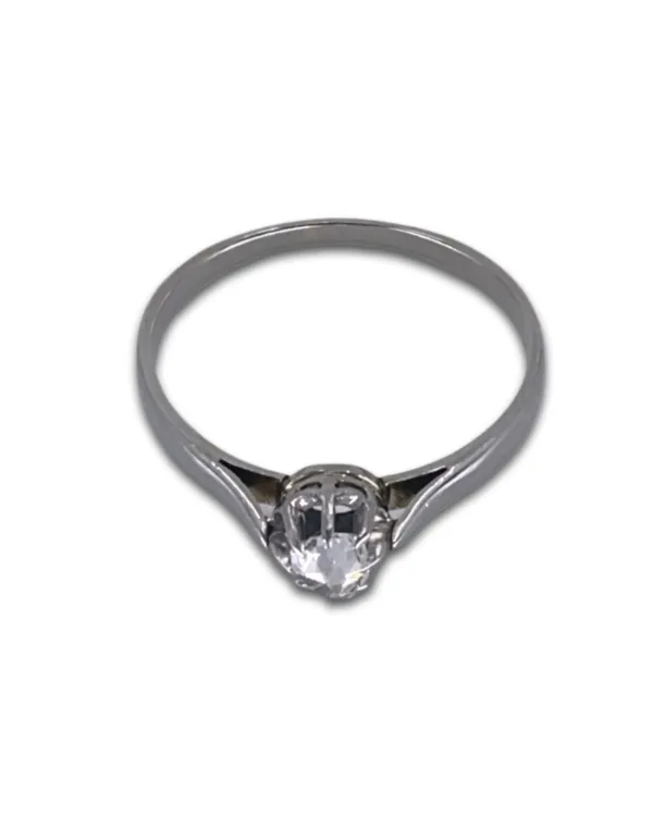 Bague solitaire vintage en or blanc et platine