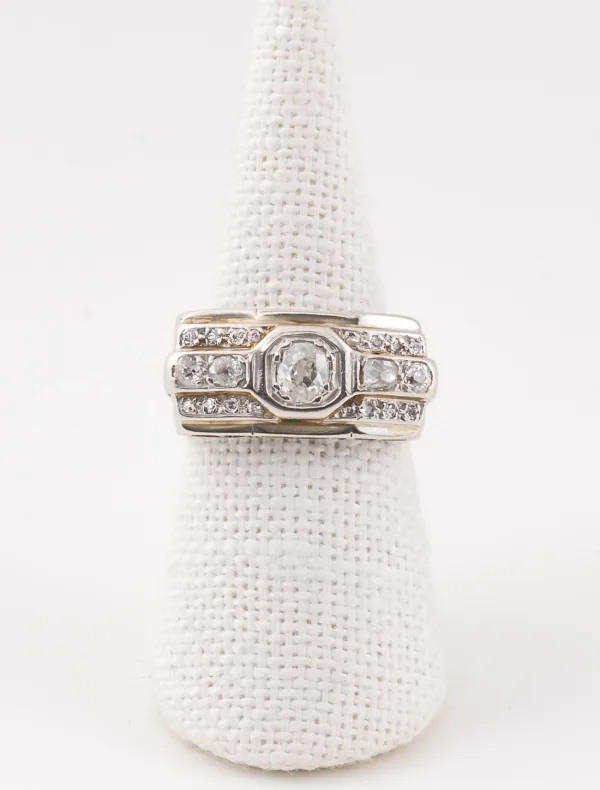 Bague Art Déco Or Blanc, Platine & Diamants