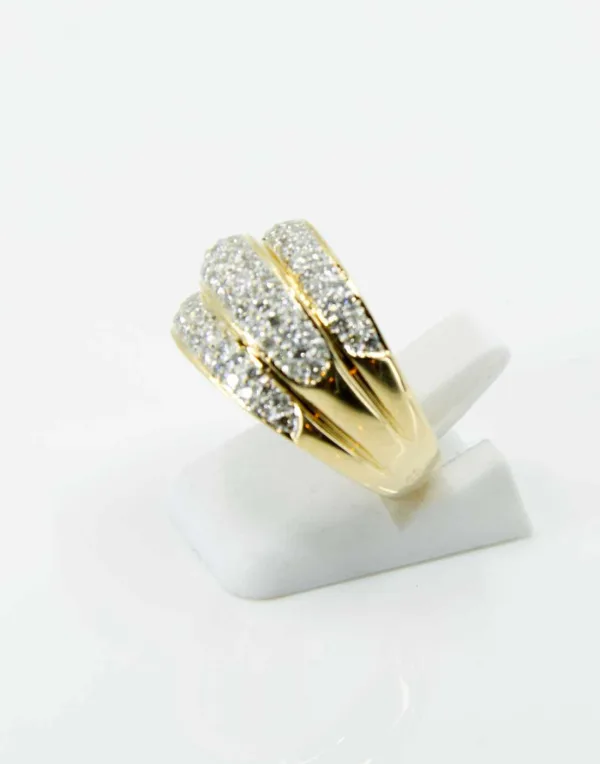 Bague Or Jaune Godrons Pavés Diamants