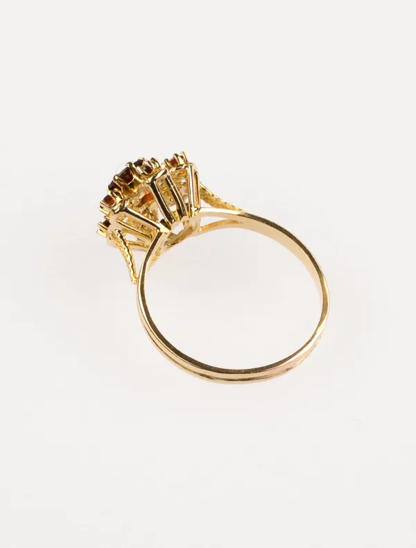 Bague Marguerite en or jaune et grenats