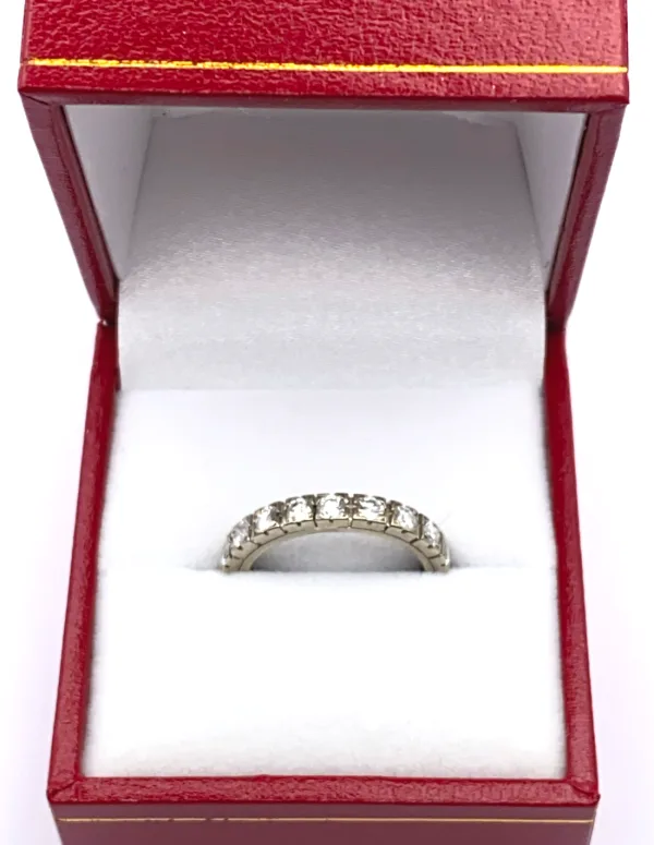 Bague alliance en or blanc 18 carats & diamants