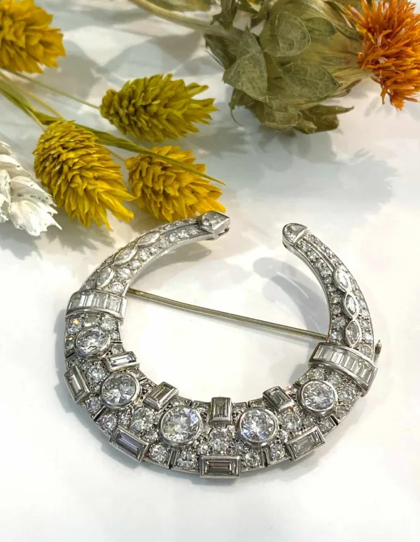 Broche Platine, Or Blanc & Diamants