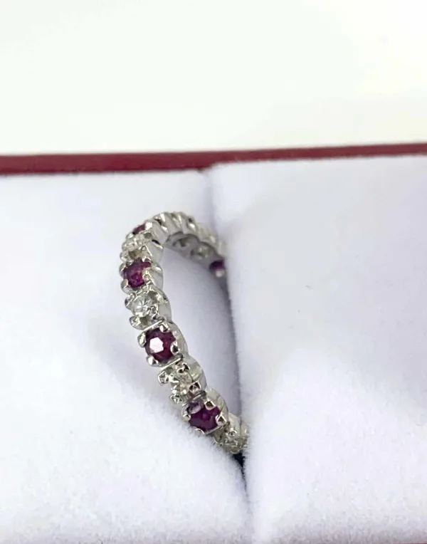 Alliance Tour Complet Or Blanc, Rubis & Diamants