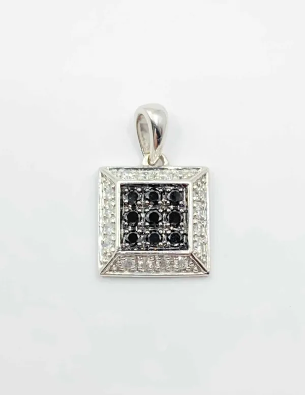 Pendentif Or Blanc Pavé Diamants Noirs et Blancs