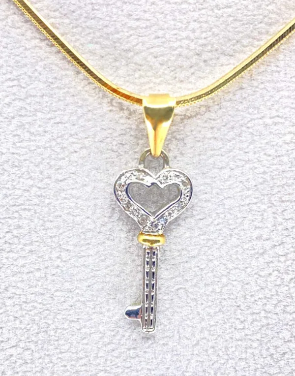 Pendentif Clé d'Amour Or & Diamants