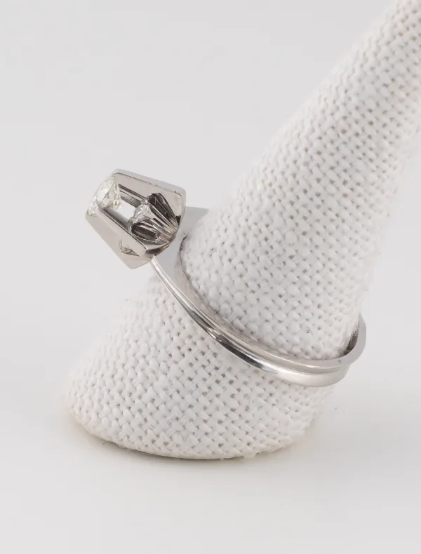 Bague Solitaire Ancienne Platine