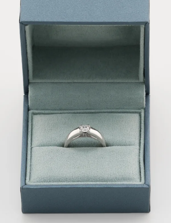 Bague Solitaire Platine Bulgari