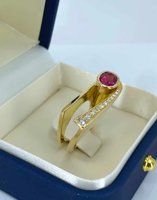 Bague Créateur Or, Saphir Rose & Diamants