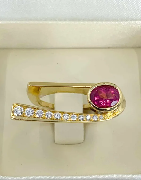 Bague Créateur Or, Saphir Rose & Diamants