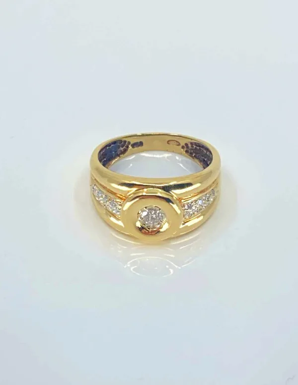 Bague en or jaune (18 carats) et diamants