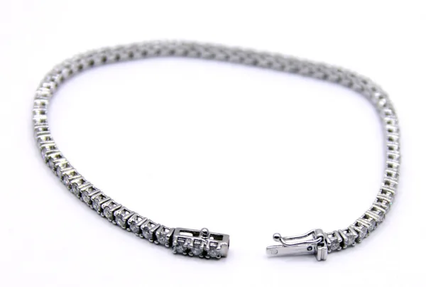 Bracelet Rivière de diamants en or blanc