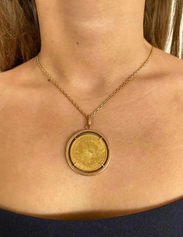 Pendentif vintage avec pièce en or 10 dollars (1901)