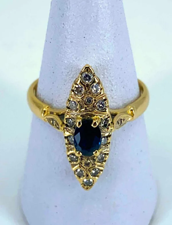 Bague Marquise Or Jaune, Saphir & Diamants