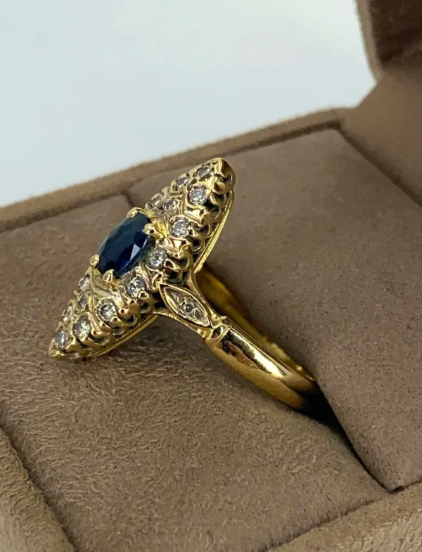 Bague Marquise Or Jaune, Saphir & Diamants