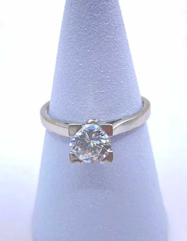 Bague solitaire diamant 1 carat