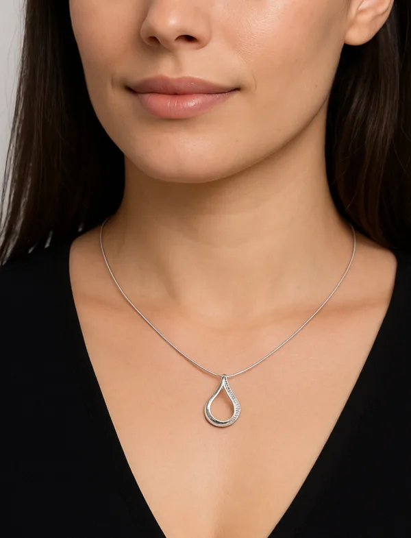 Collier Cable & Pendentif Goutte Or Blanc et Diamants