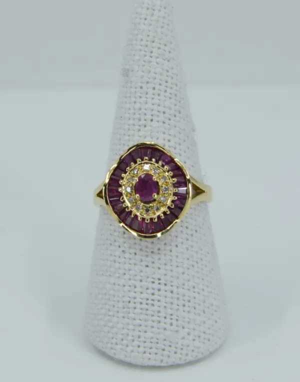 Bague Jupe Or Jaune & Saphirs Roses