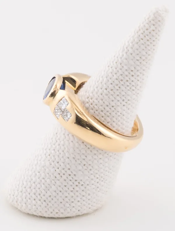 Bague Or Jaune, Saphir Ceylan & Diamants